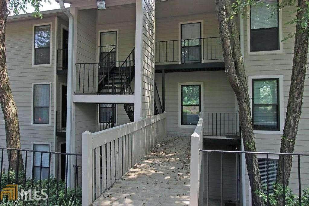 703 River Mill Cir - Photo 1