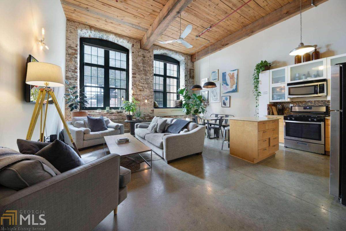 170 Boulevard - Photo 1