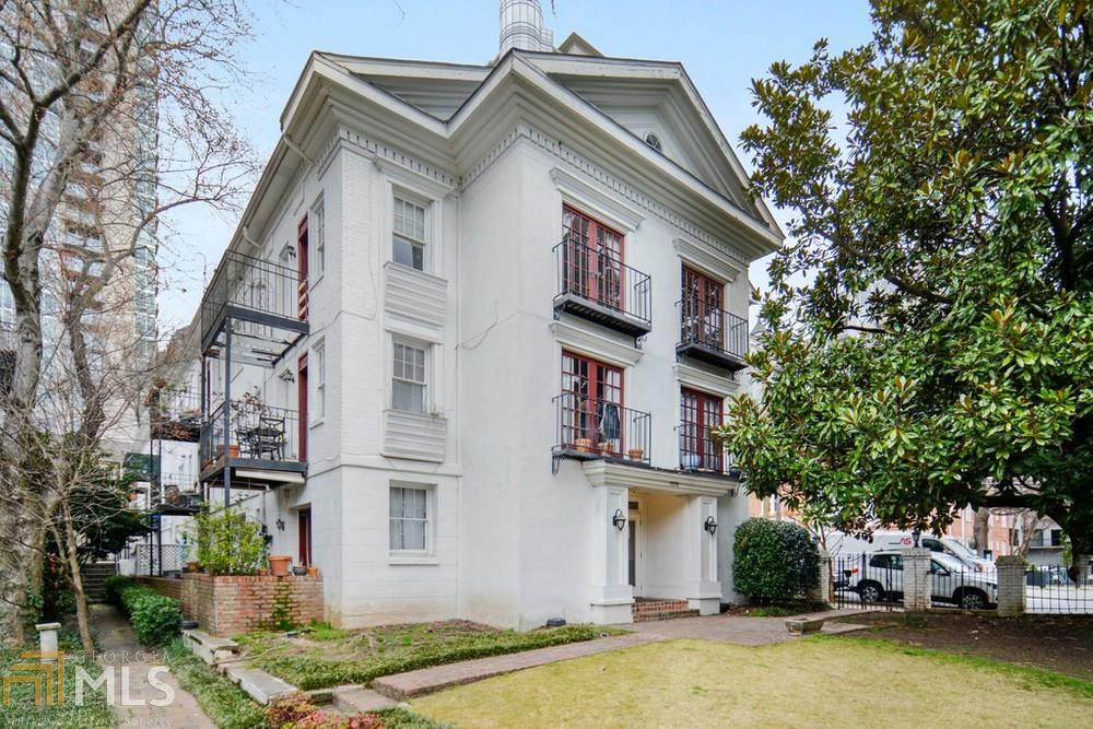 1078 Piedmont Ave - Photo 1