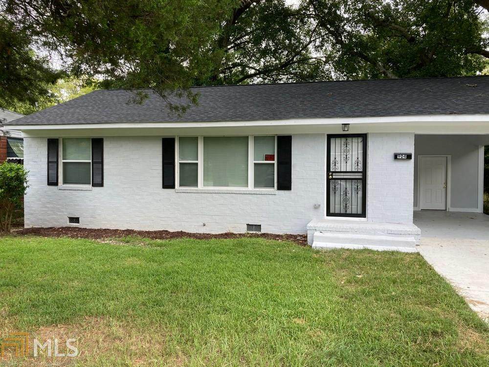 904 34Th Ave - Photo 1