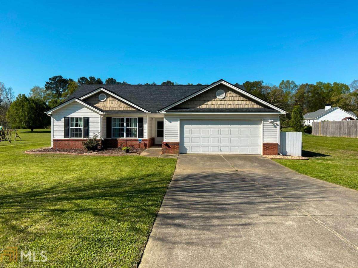 321 Simeon Rd - Photo 1