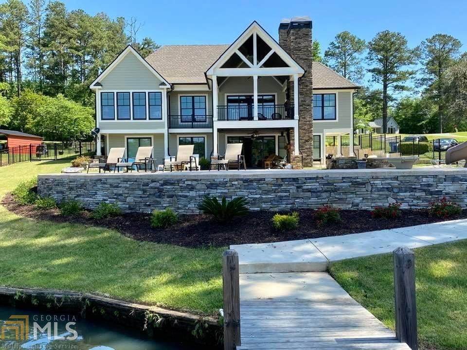 121 Lakeshore Cir - Photo 1
