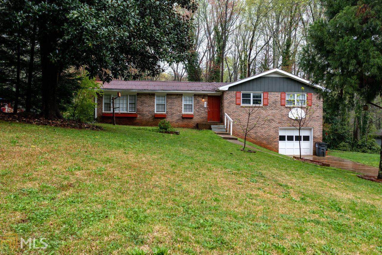 1641 Dogwood Ln - Photo 1