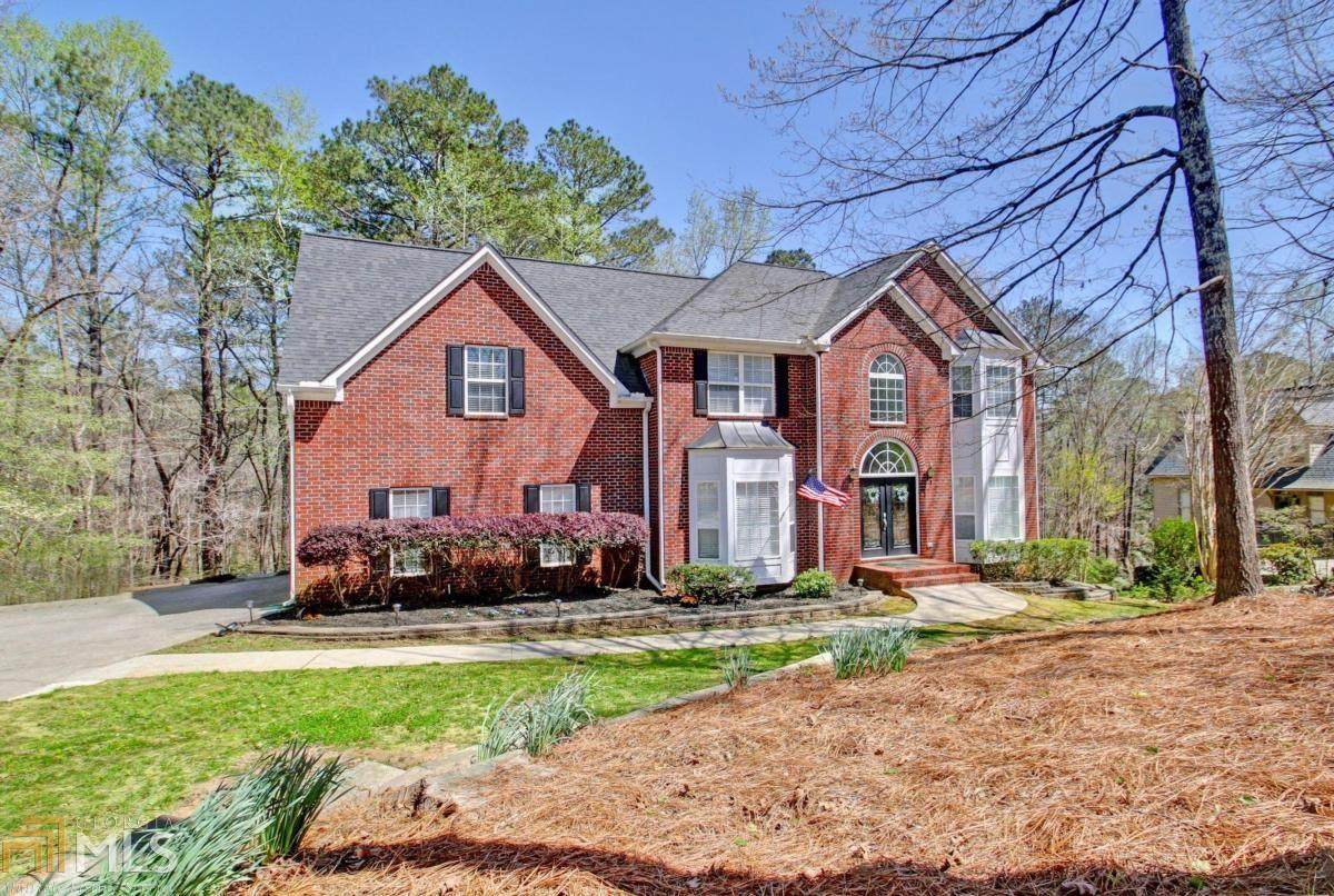 6060 Camelia Dr - Photo 1