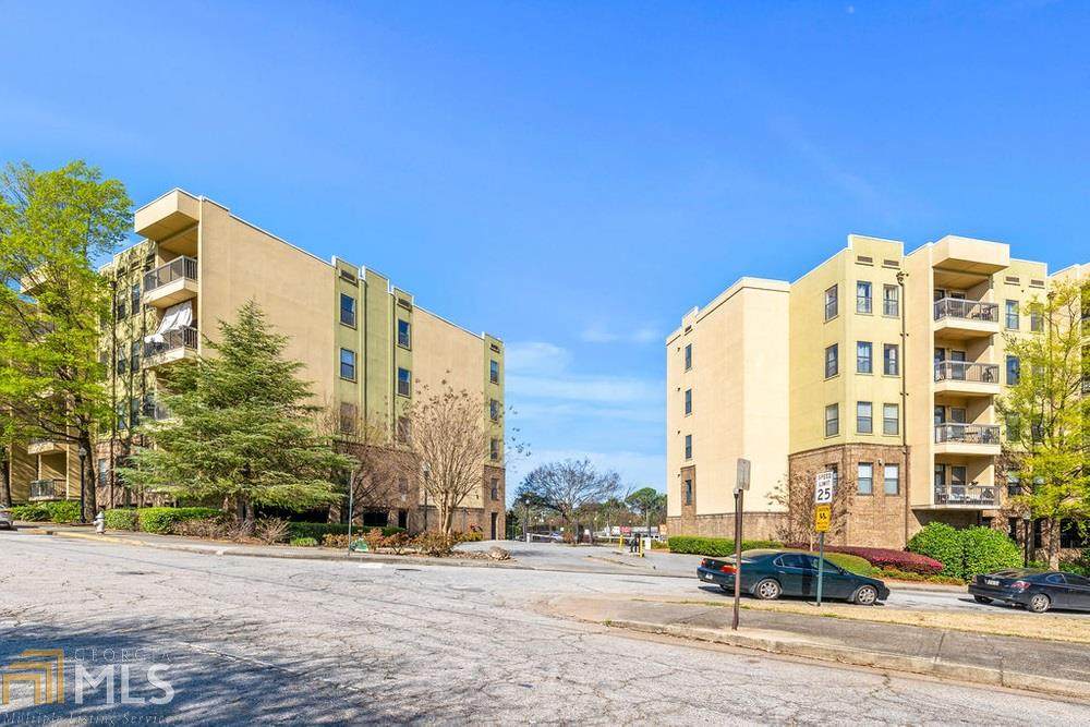 425 Chapel St - Photo 1