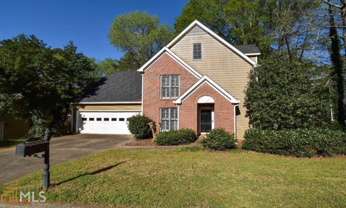 629 Oakledge Dr - Photo 1