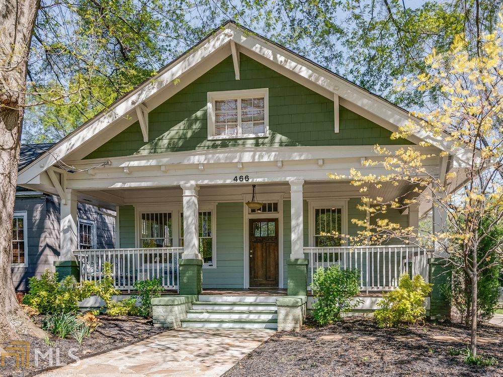 466 Hemlock Cir - Photo 1