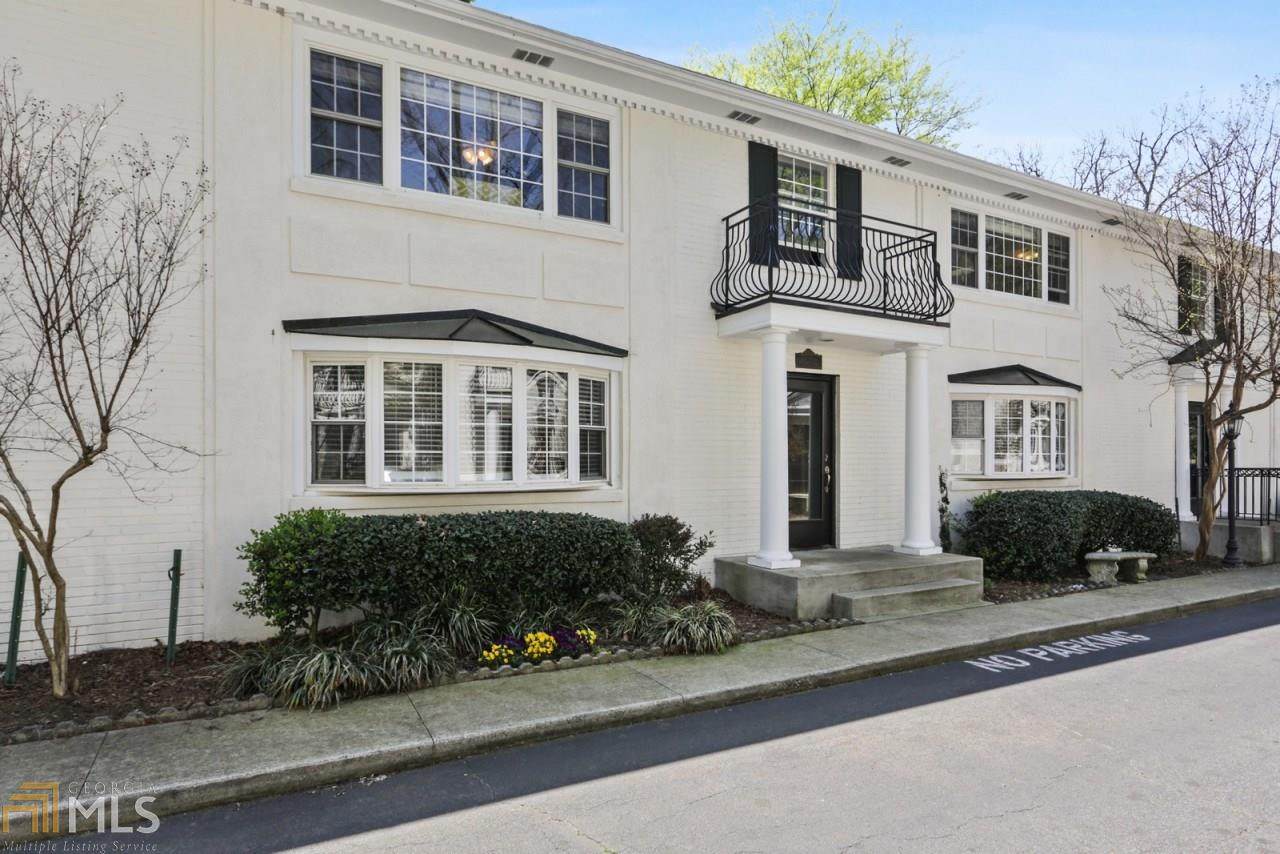 841 Frederica St - Photo 1