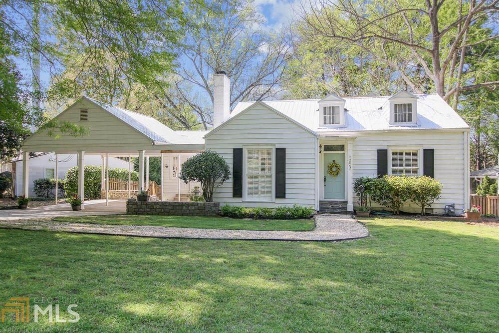 2062 Golfview Dr - Photo 1