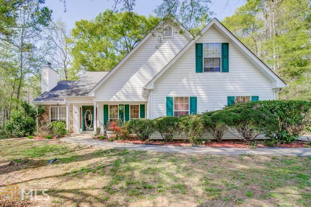 385 Alcovy Cir - Photo 1