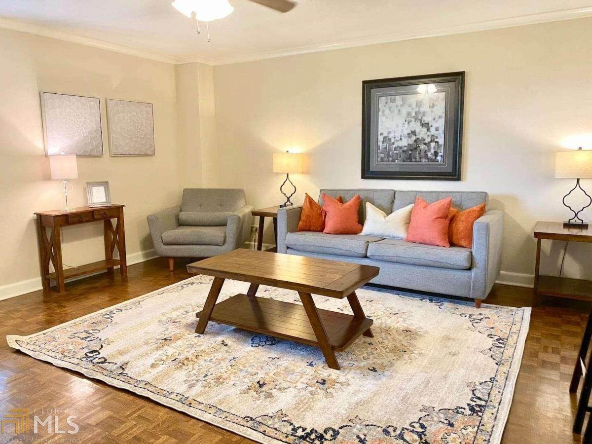 300 Peachtree St 4E - Photo 1
