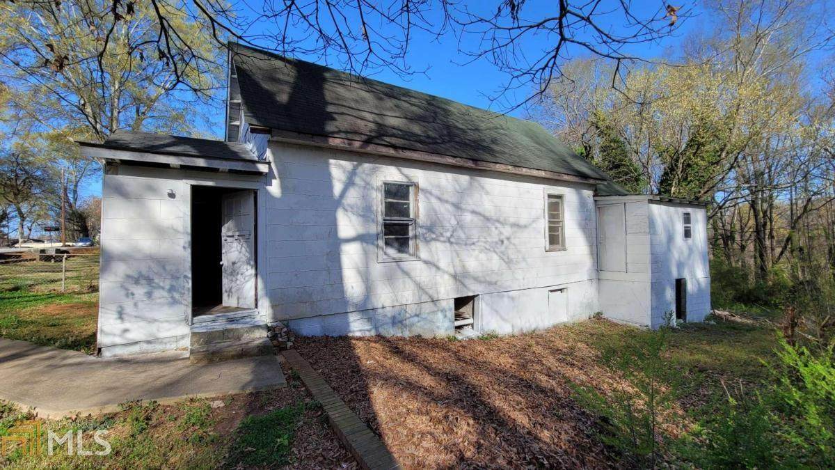 3142 Robinson Ave - Photo 1