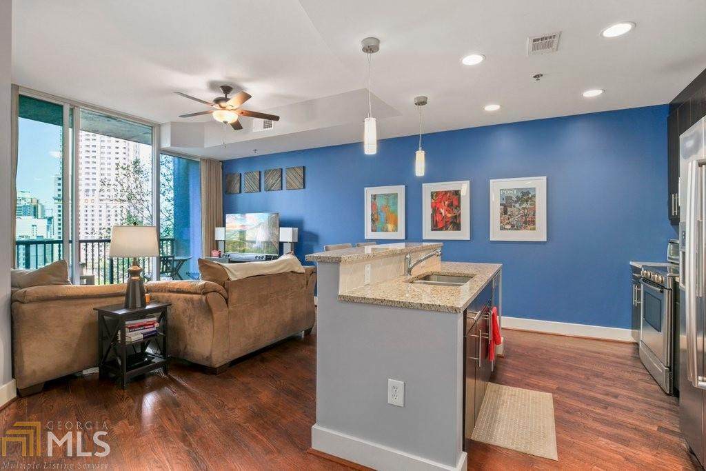 1080 Peachtree St - Photo 1