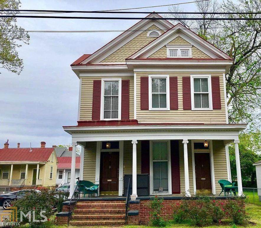 514 Fourth St - Photo 1