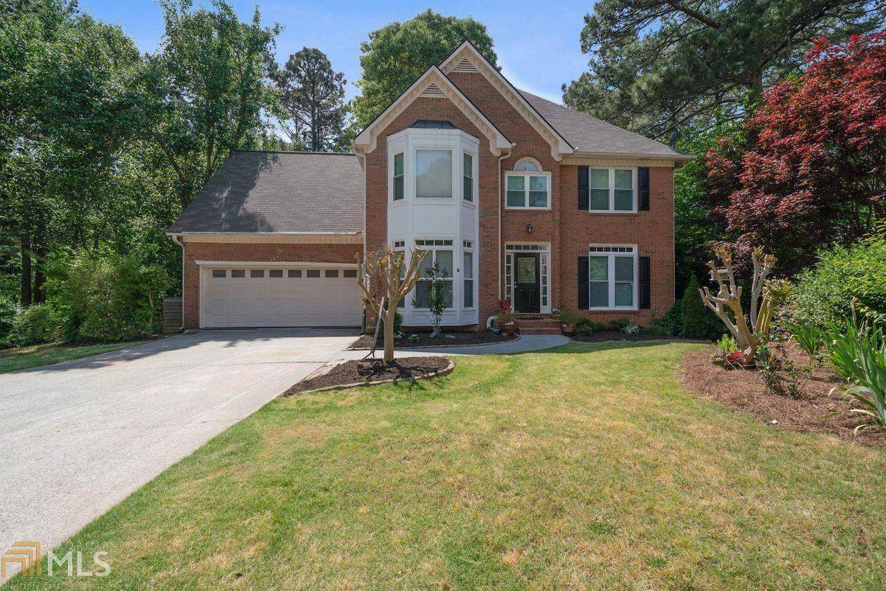 801 Springdale Xing - Photo 1