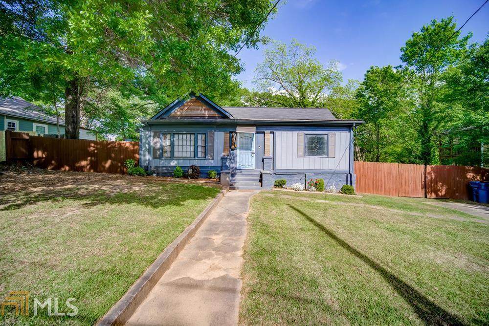 875 Center Hill Ave - Photo 1