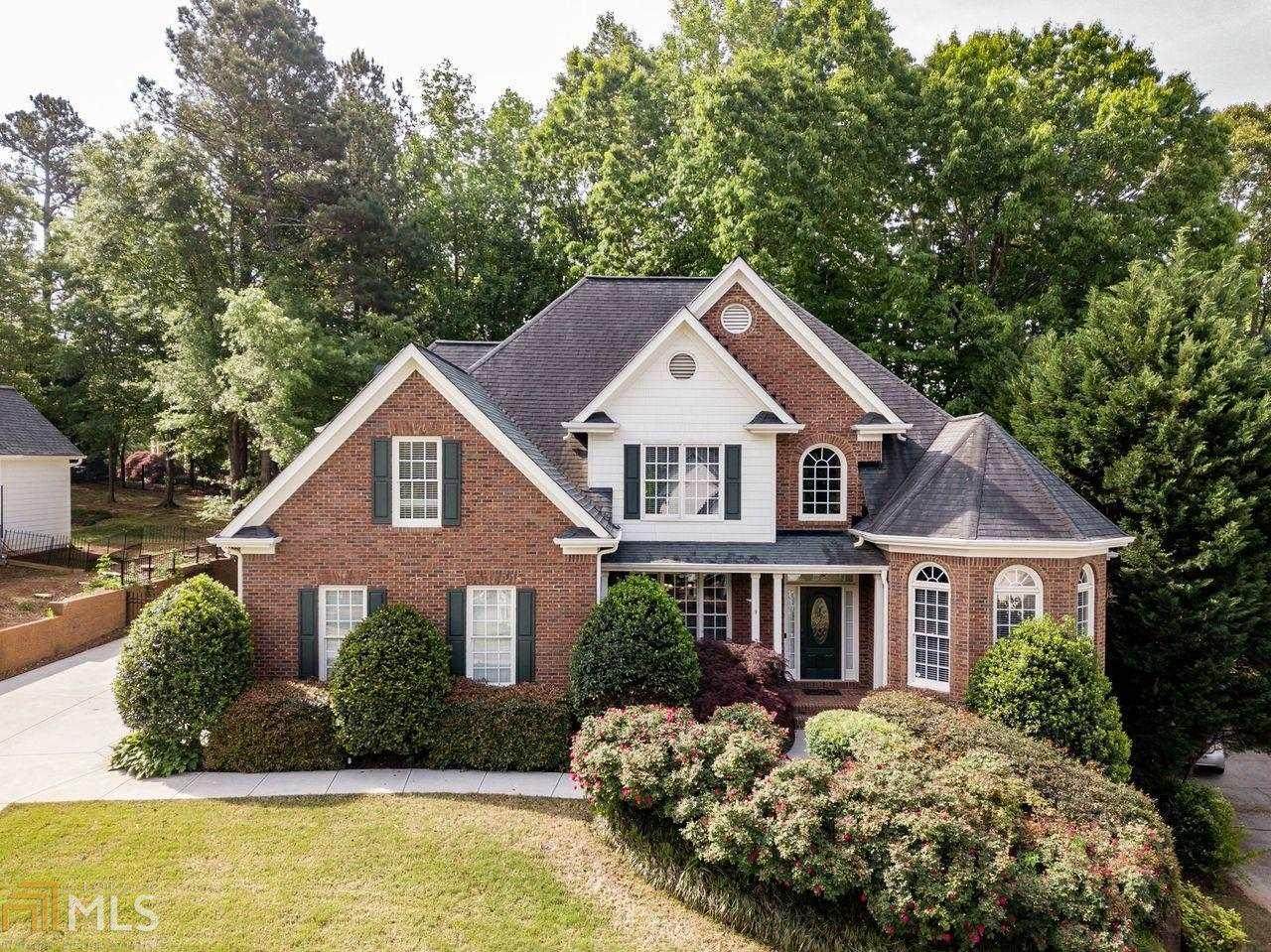 2340 Wood Creek Ct - Photo 1