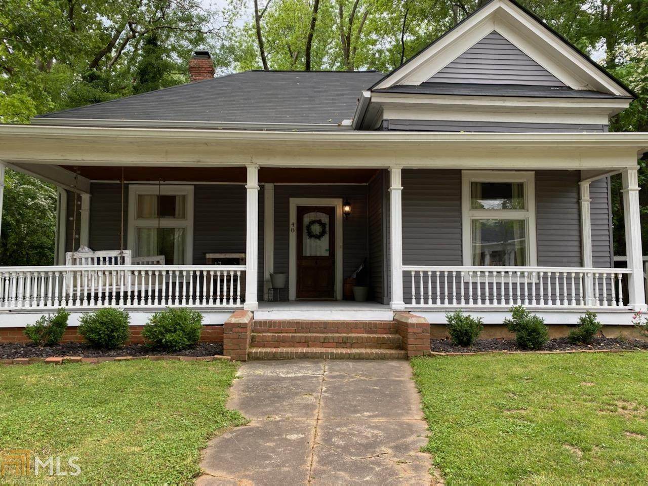 48 Temple Ave - Photo 1