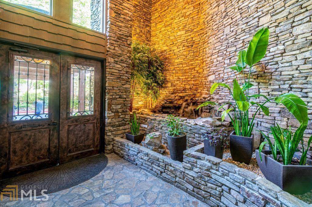 1318 Highland Bluff Dr - Photo 1