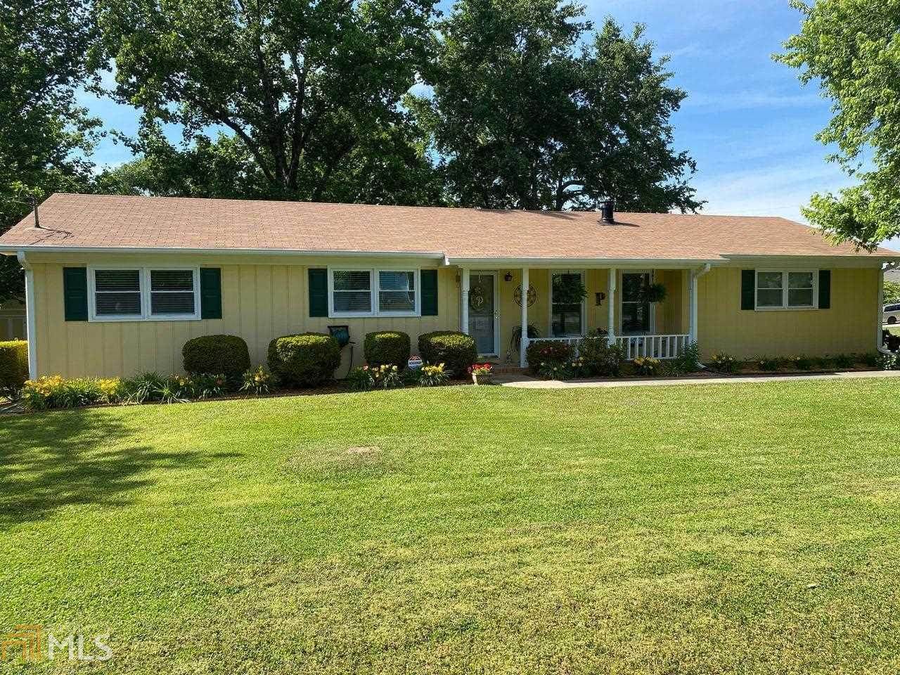 909 Monopoly Dr - Photo 1