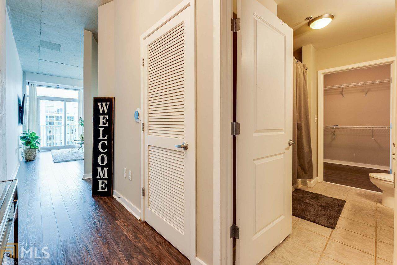 250 Pharr Rd - Photo 1