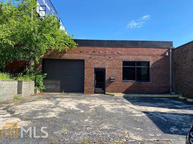 2852 College Ave - Photo 1