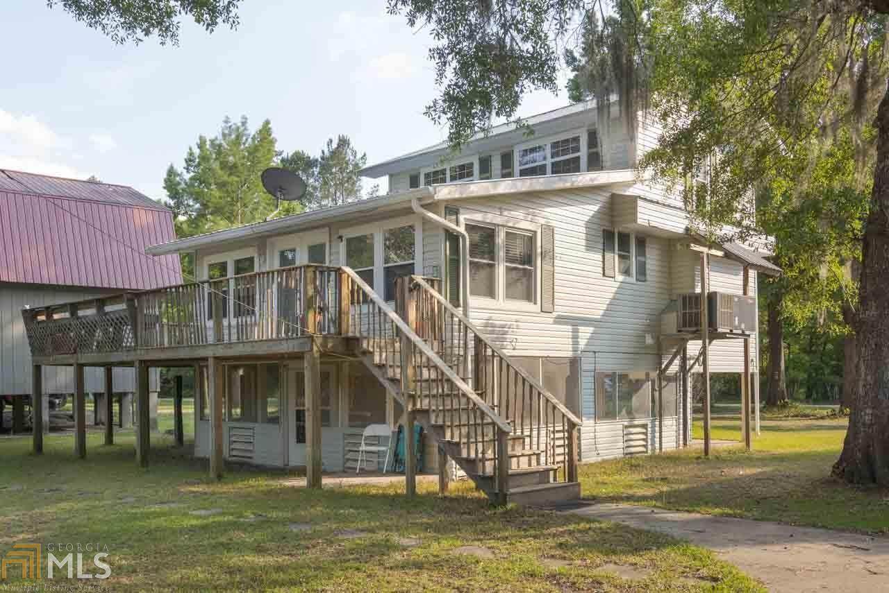 1073 Riverview - Photo 1