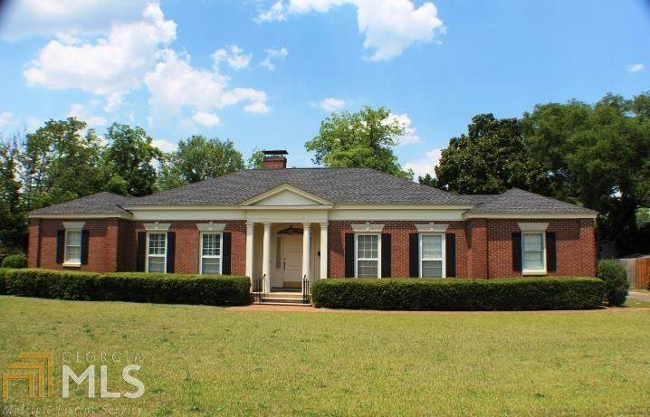 1703 Greystone Rd - Photo 1
