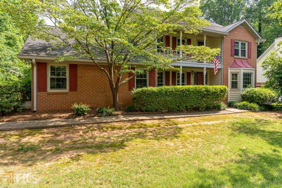2081 Moccasin Way - Photo 1