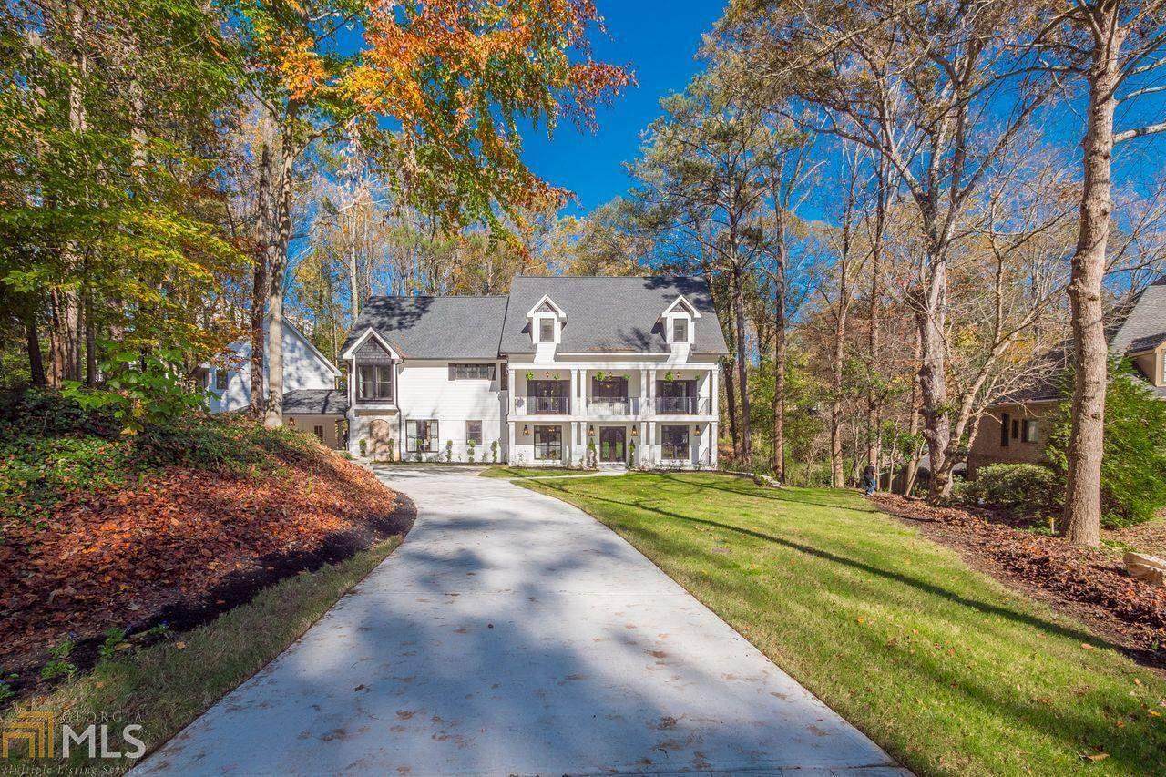 3044 Wallace Cir - Photo 1