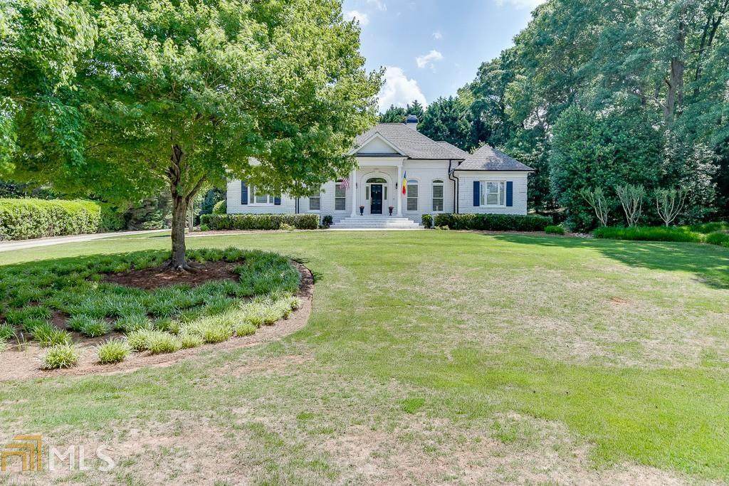 2049 Burgundy Dr - Photo 1