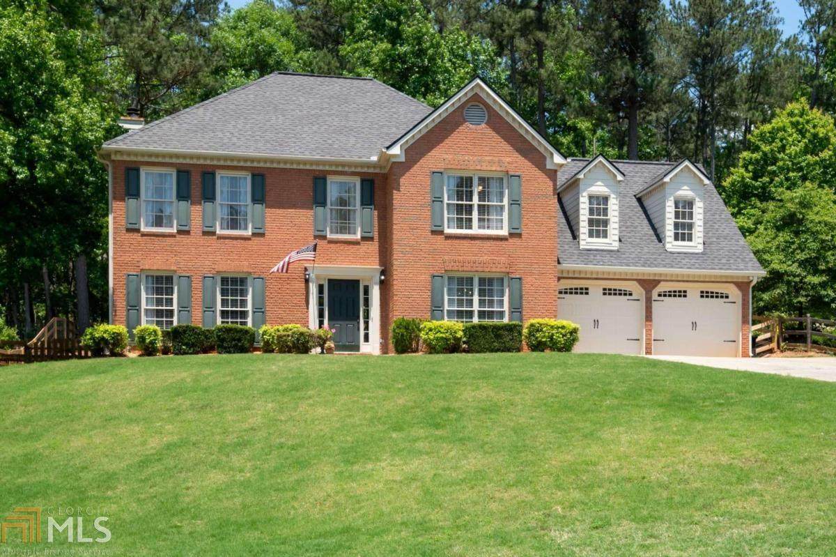 5814 Fairwood Cir - Photo 1
