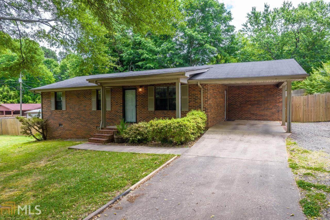 307 6Th Ave - Photo 1