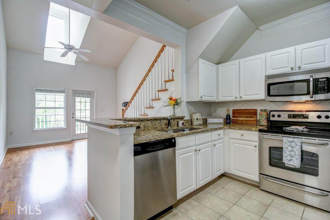 1412 Westchester Ridge - Photo 1