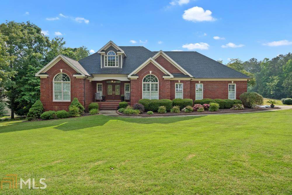 141 Carmel Ridge Rd - Photo 1