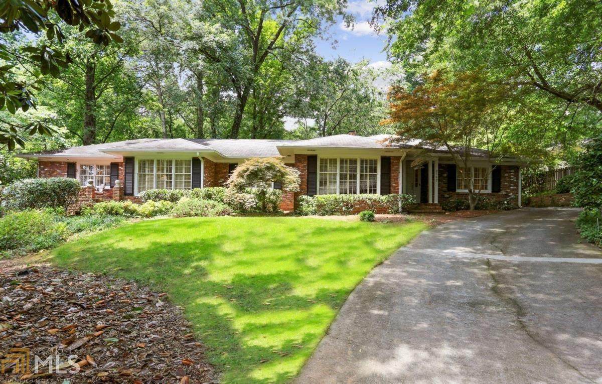 2562 Birchwood Dr - Photo 1