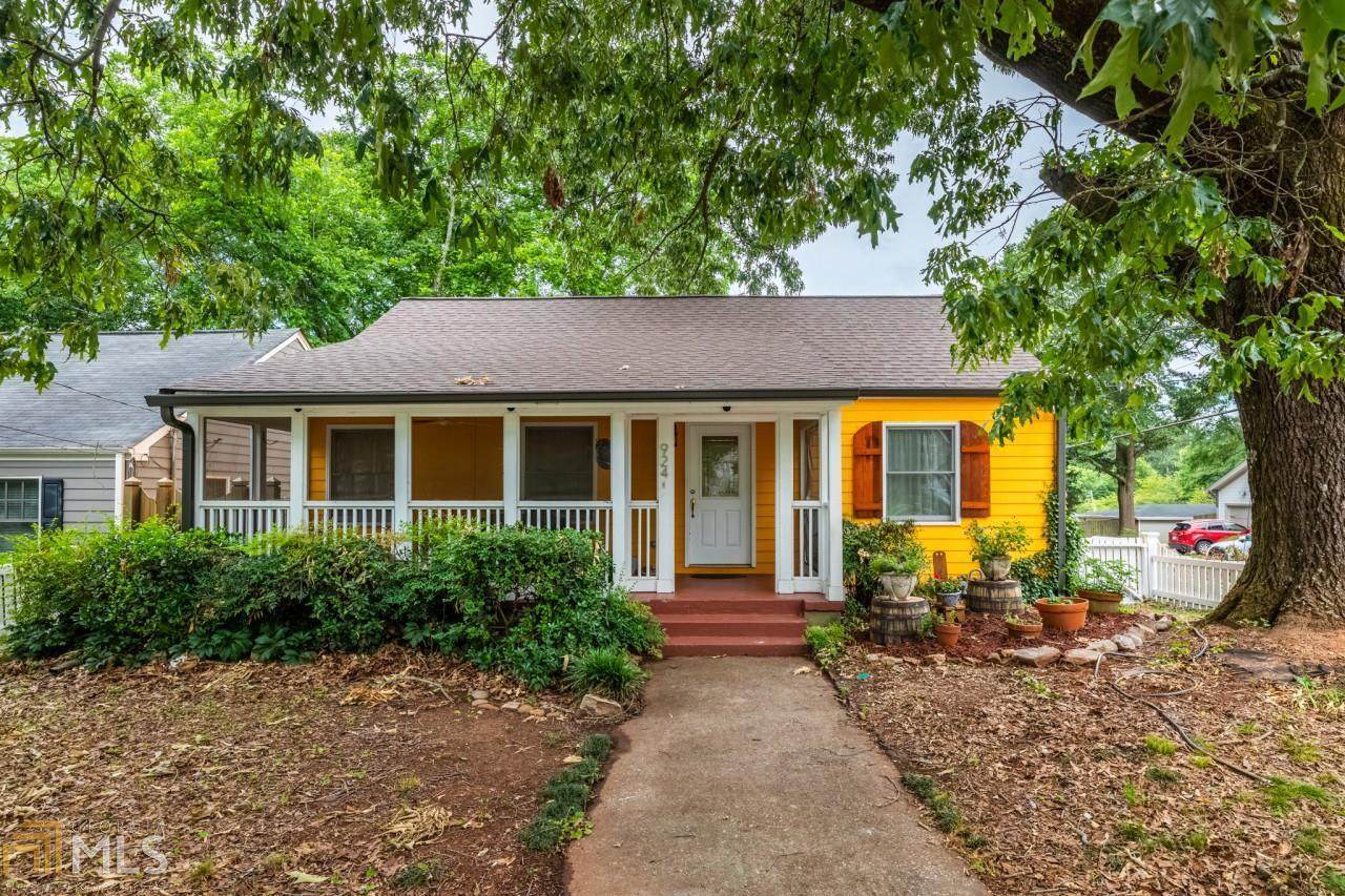 924 Stallings Ave - Photo 1