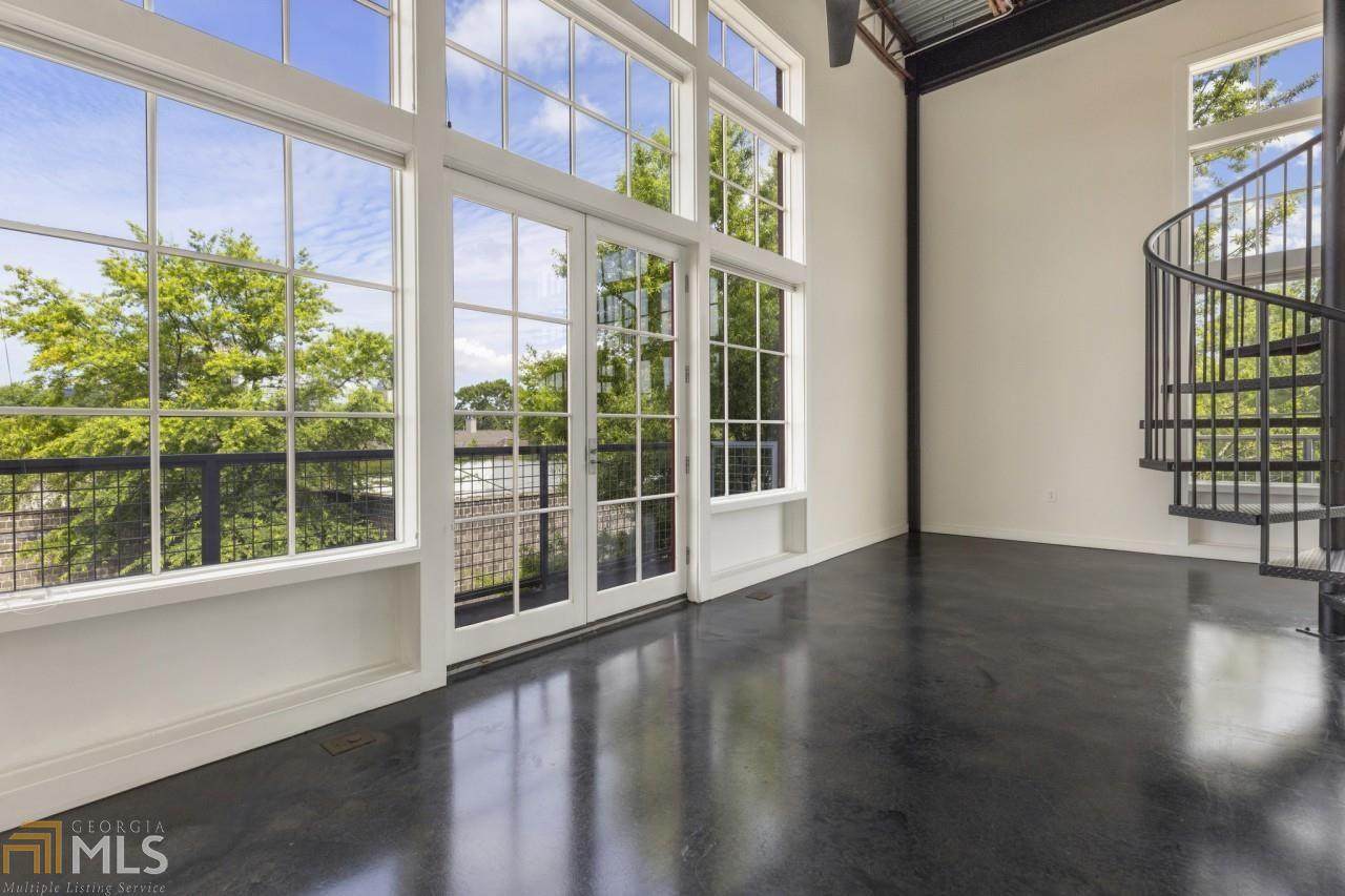 572 Edgewood Ave - Photo 1