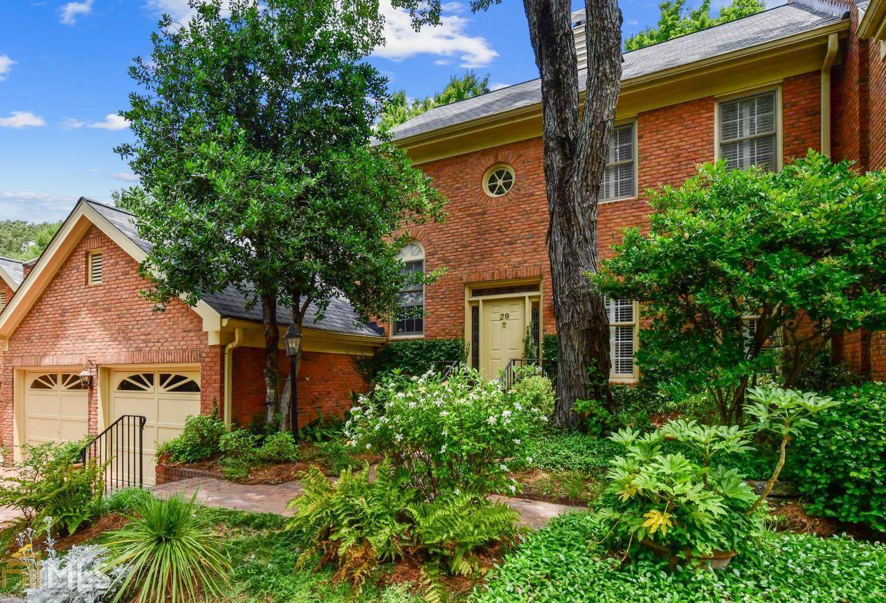 29 Ivy Chase - Photo 1
