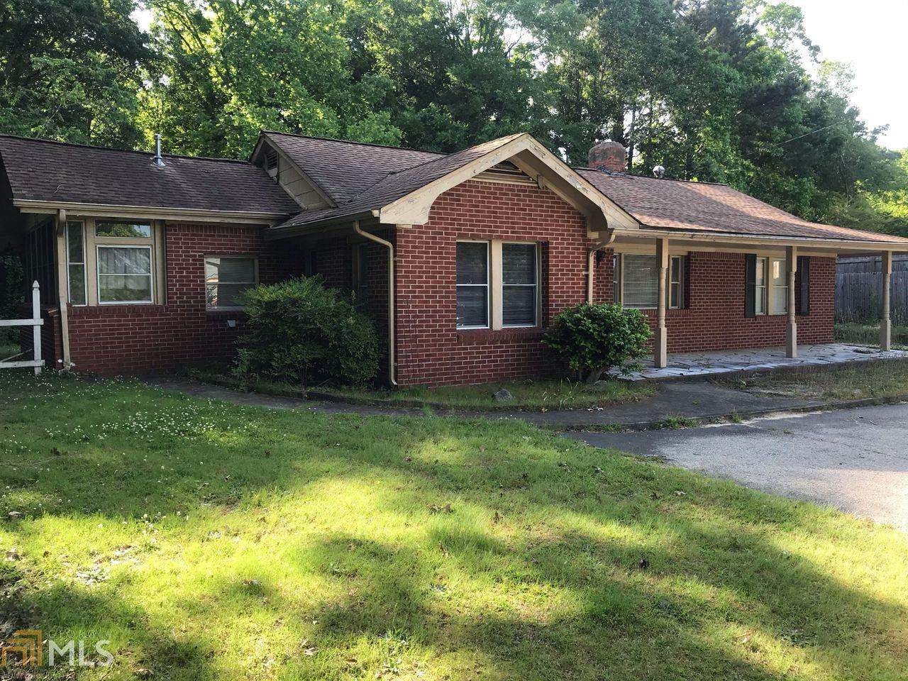 8667 Rose Ave - Photo 1