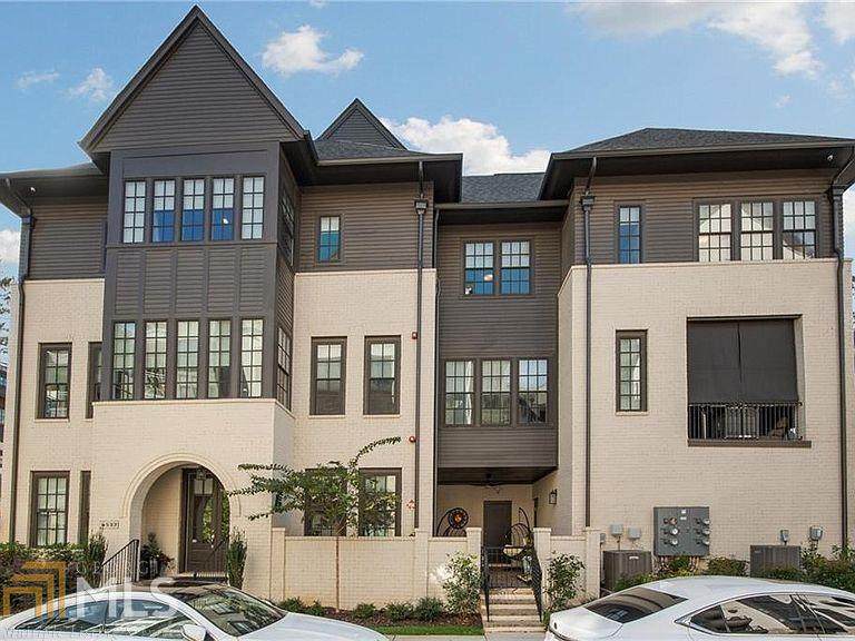 6532 Aria Village - Photo 1