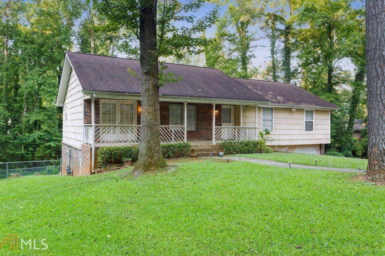 3237 Moravia Dr - Photo 1