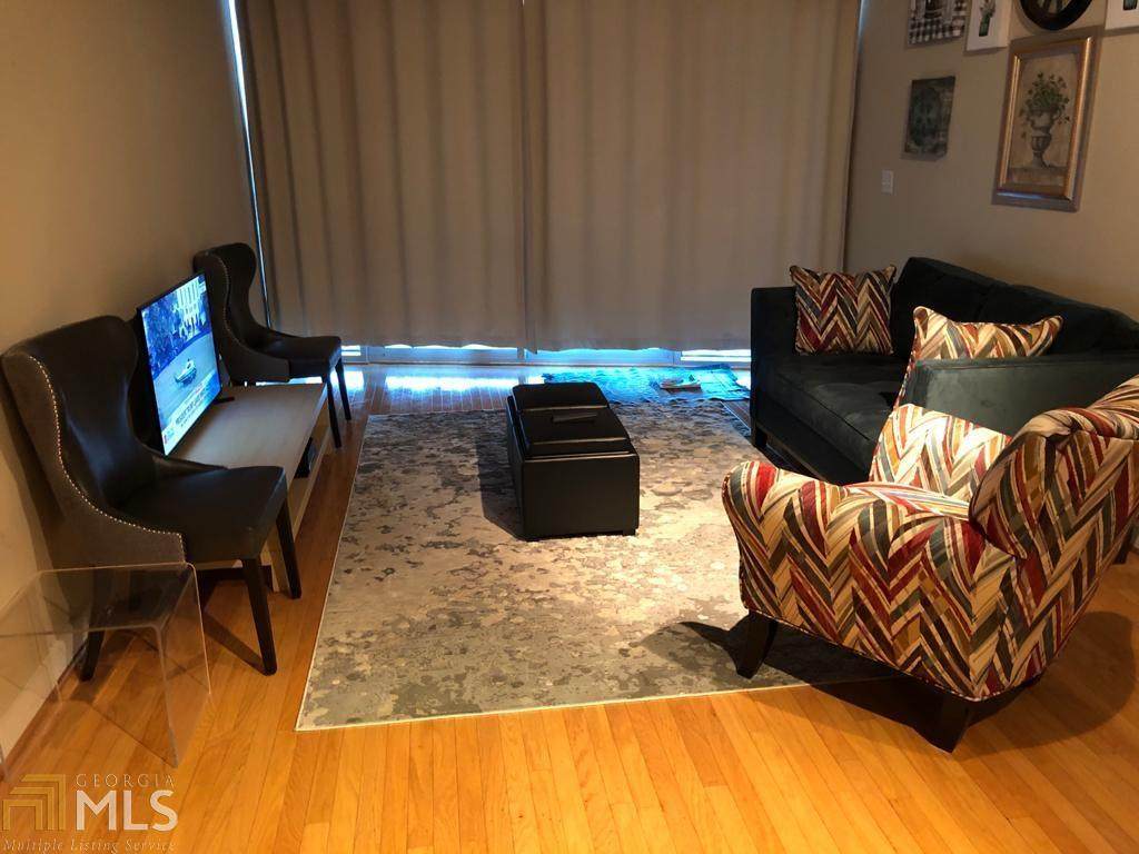3338 Peachtree Rd - Photo 1