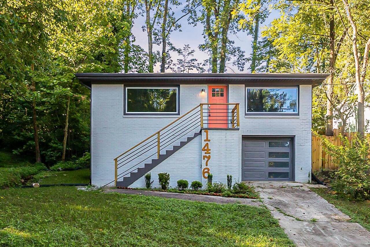1476 Andrews - Photo 1