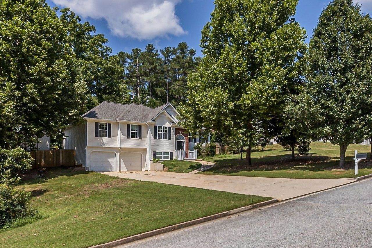206 Brookview Drive - Photo 1