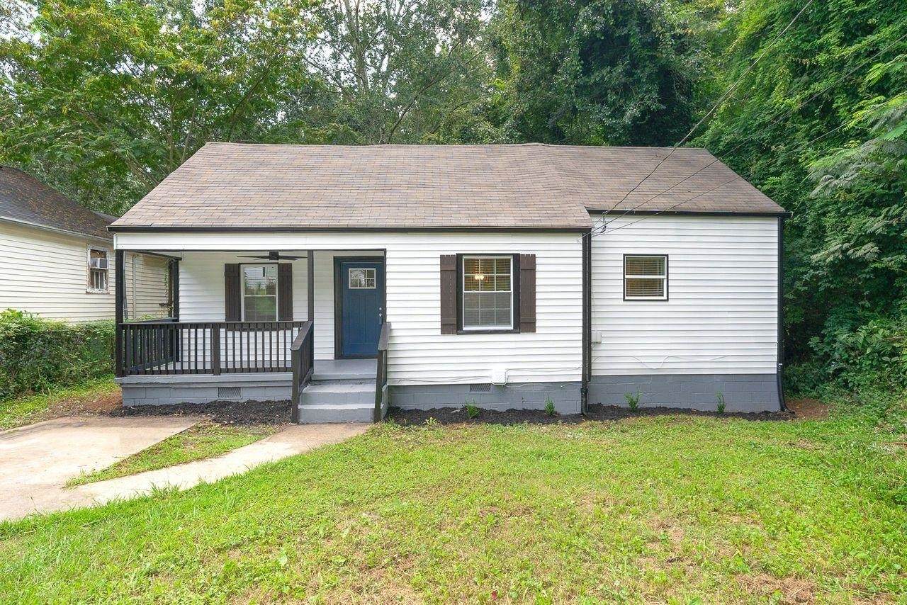 1758 Leslie Avenue - Photo 1