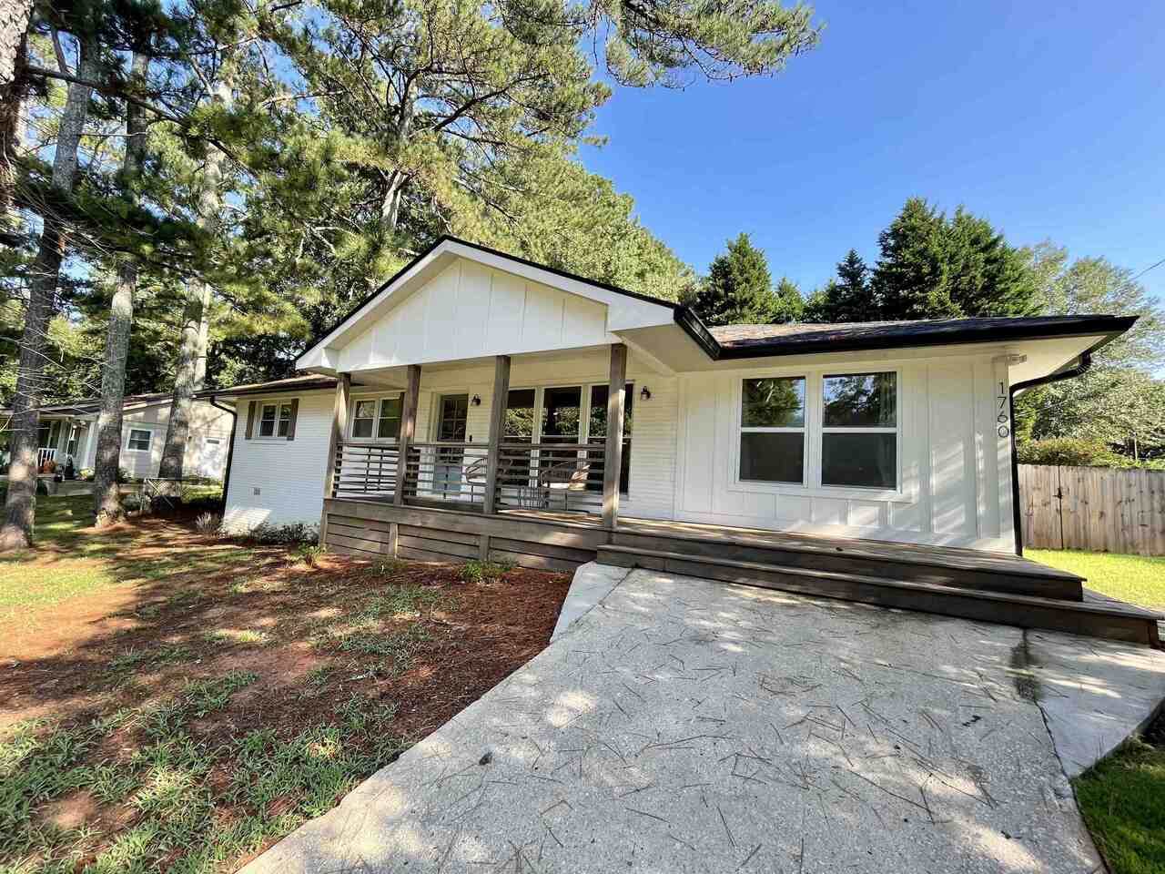 1760 Elmwood Drive - Photo 1