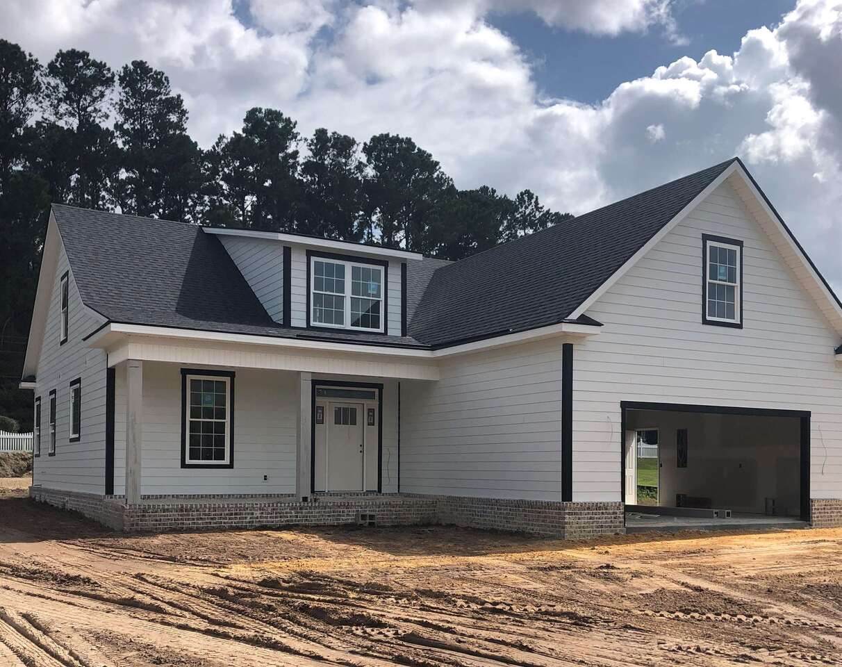 1506 Fort Howard - Photo 1