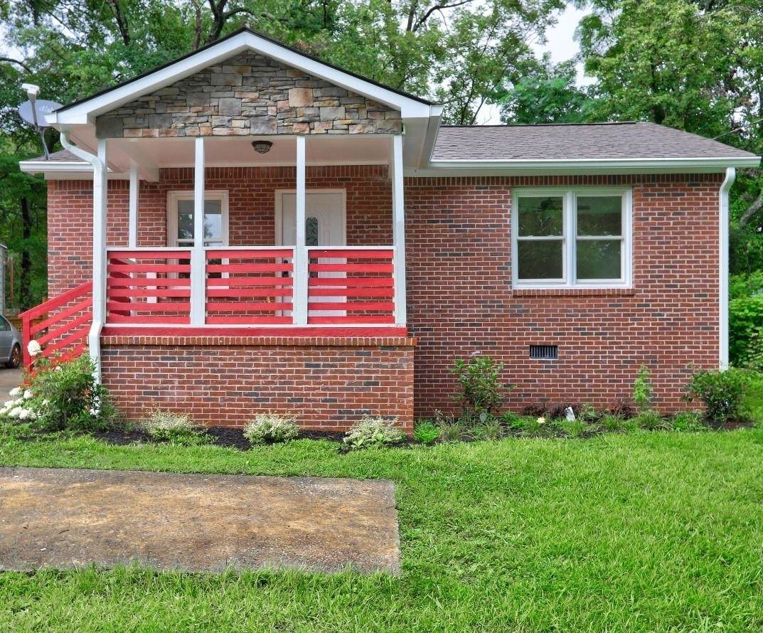 453 Oak Drive - Photo 1