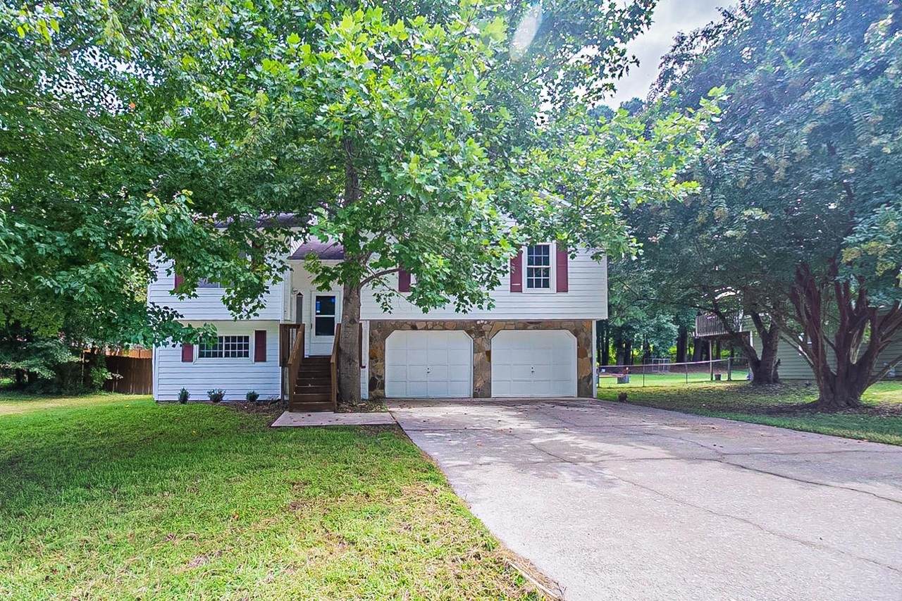 840 Westgard - Photo 1